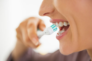 歯磨き粉はフッ素濃度や殺菌成分が重要